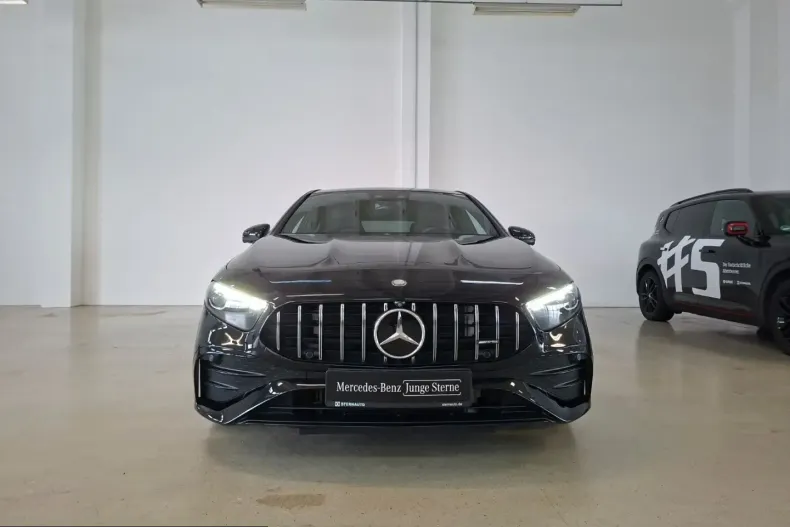 Mercedes-Benz A 35 AMG (Clasa A) din 2023 cu 5.593 km - oferta MER201179 - foto 2