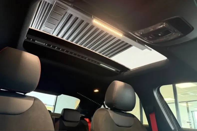 Mercedes-Benz A 35 AMG (Clasa A) din 2023 cu 15.626 km - oferta MER201180 - foto 15