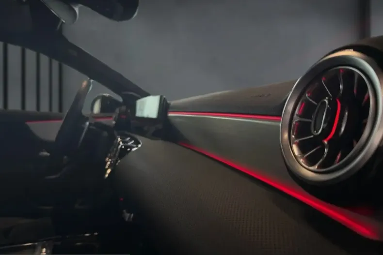 Mercedes-Benz A 35 AMG (Clasa A) din 2023 cu 15.626 km - oferta MER201180 - foto 19