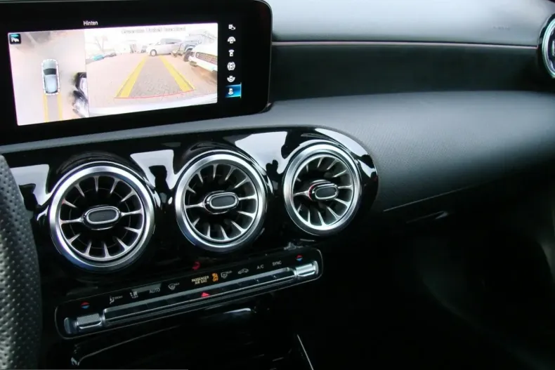 Mercedes-Benz A 35 AMG (Clasa A) din 2022 cu 21.135 km - oferta MER201181 - foto 11