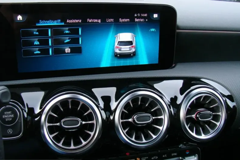 Mercedes-Benz A 35 AMG (Clasa A) din 2022 cu 21.135 km - oferta MER201181 - foto 13