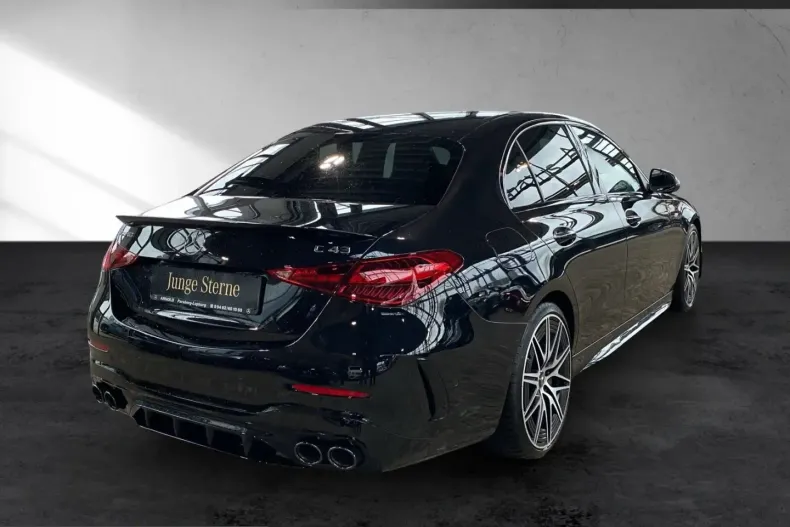 Mercedes-Benz C 43 AMG (Clasa C) din 2023 cu 5.898 km - oferta MER201182 - foto 5