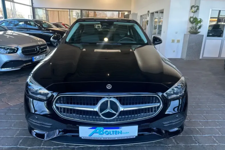 Mercedes-Benz C 300 (Clasa C) din 2023 cu 16.920 km - oferta MER201183 - foto 3