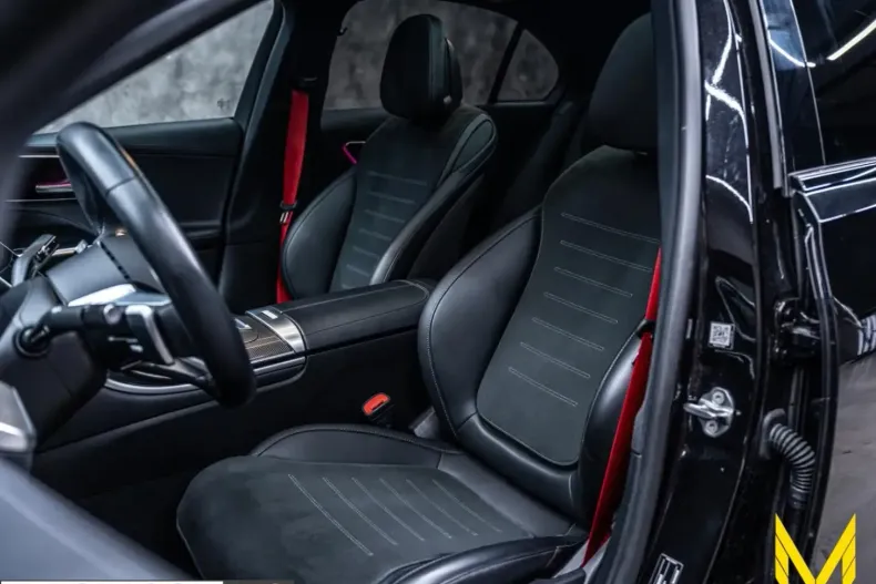 Mercedes-Benz C 300 (Clasa C) din 2023 cu 22.069 km - oferta MER201184 - foto 13