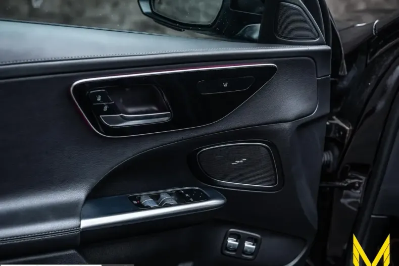 Mercedes-Benz C 300 (Clasa C) din 2023 cu 22.069 km - oferta MER201184 - foto 19