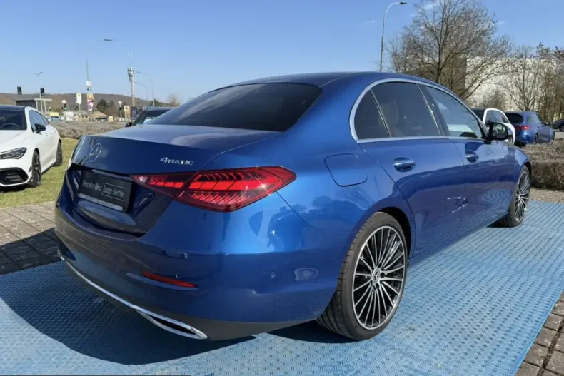 Mercedes-Benz C 300 (Clasa C) din 2023 cu 26.855 km - oferta MER201185 - foto 6