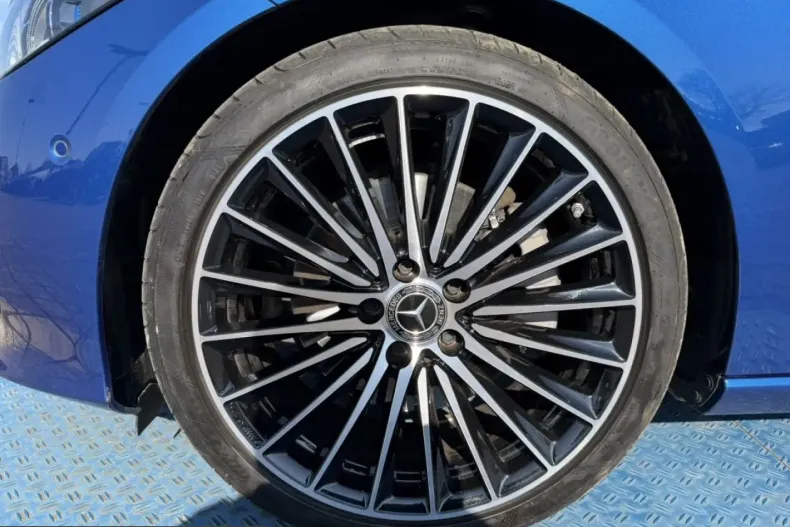 Mercedes-Benz C 300 (Clasa C) din 2023 cu 26.855 km - oferta MER201185 - foto 23