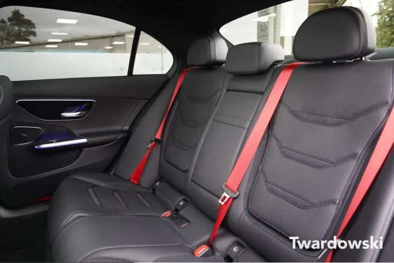 Mercedes-Benz C 43 AMG (Clasa C) din 2023 cu 4.238 km - oferta MER201187 - foto 14