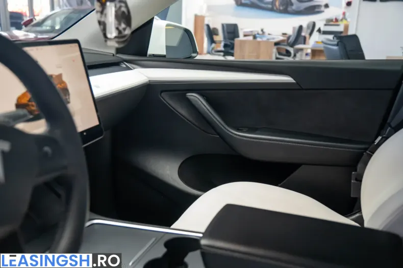 Tesla Model Y din 2022 cu 73.000 km - oferta TES201188 - foto 20