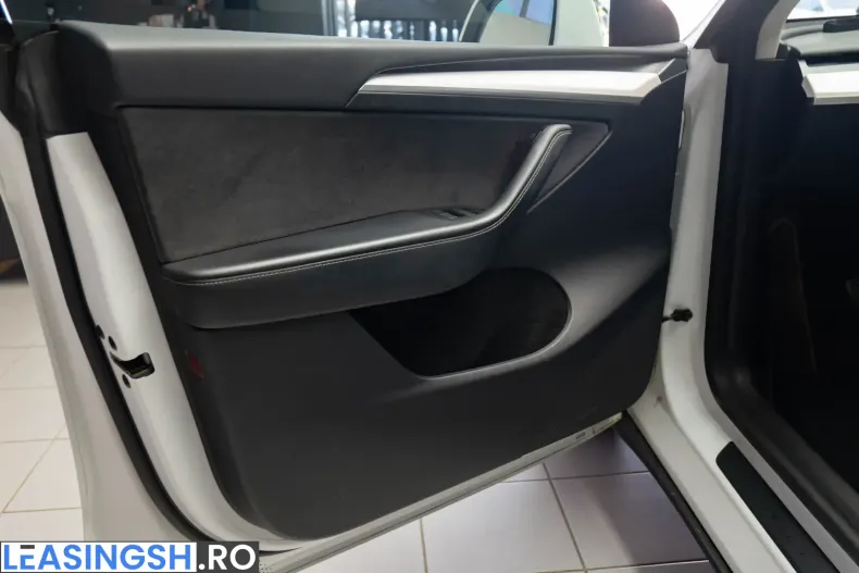 Tesla Model Y din 2022 cu 73.000 km - oferta TES201188 - foto 26