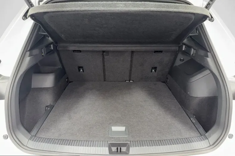 Volkswagen Tiguan din 2024 cu 21.276 km - oferta VOL201189 - foto 8