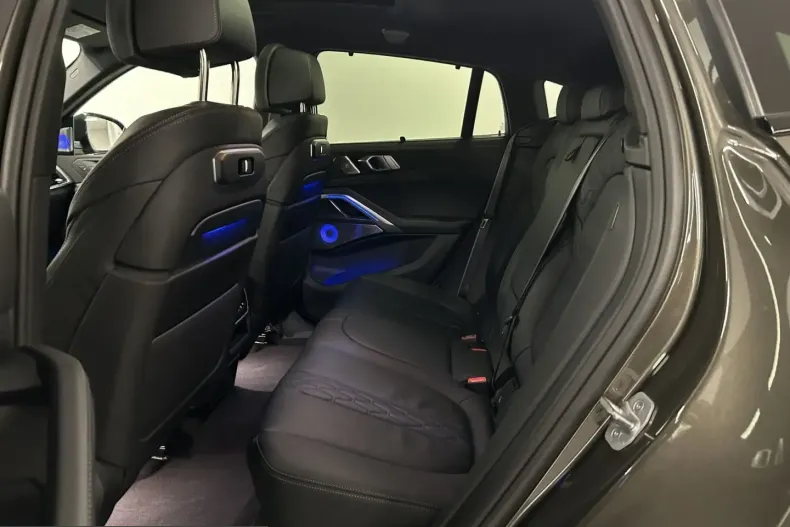 BMW X6 (Seria X) din 2025 cu 9.643 km - oferta BMW201192 - foto 17