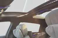 Mercedes-Benz S 580 (Clasa S) din 2025 cu 8.900 km - oferta MER201198 - foto 2