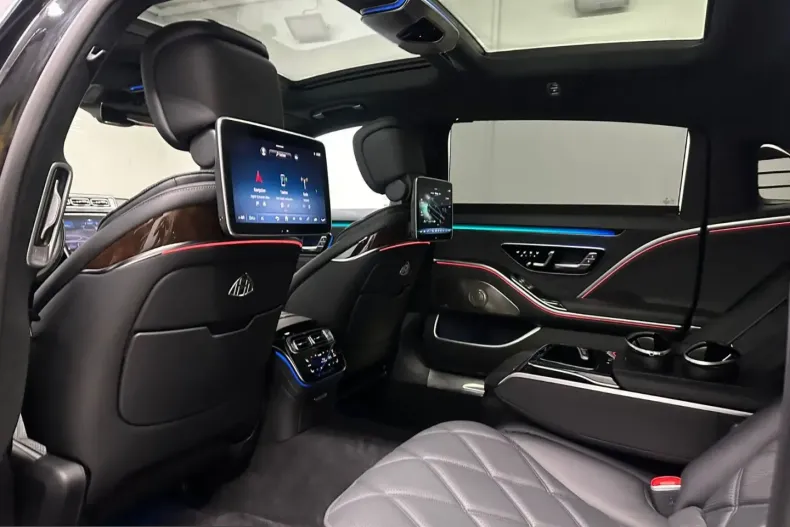 Mercedes-Benz S 680 (Clasa S) din 2024 cu 9.700 km - oferta MER201199 - foto 3