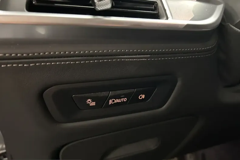 BMW X6 (Seria X) din 2025 cu 8.274 km - oferta BMW201214 - foto 31