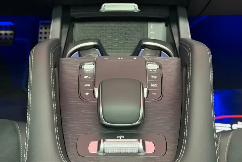 Mercedes-Benz GLE 63 AMG (Clasa GLE) din 2024 cu 72.958 km - oferta MER201217 - foto 23