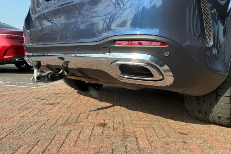 Mercedes-Benz GLE 400 (Clasa GLE) din 2023 cu 46.300 km - oferta MER201218 - foto 10