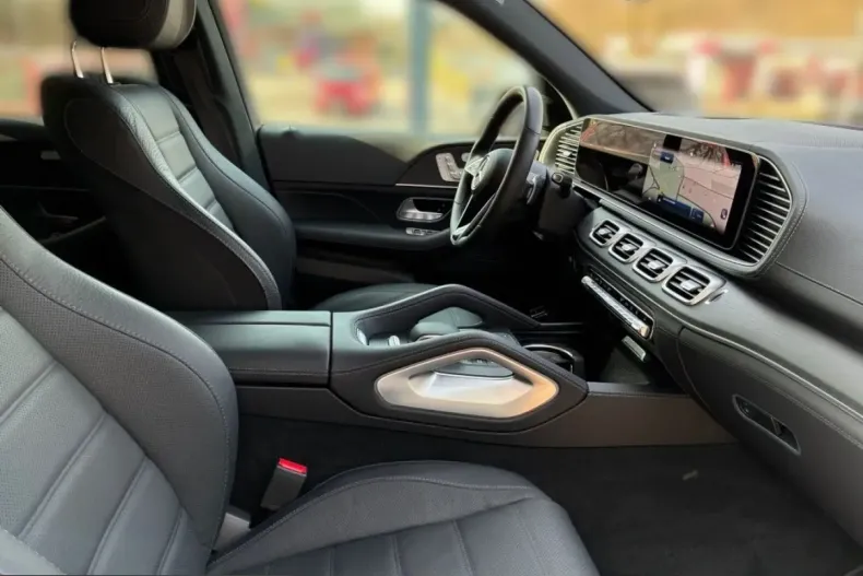 Mercedes-Benz GLE 400 (Clasa GLE) din 2023 cu 46.300 km - oferta MER201218 - foto 15