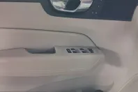 Volvo XC60 din 2021 cu 23.496 km - oferta VOL201224 - foto 10