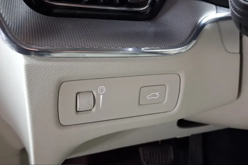 Volvo XC60 din 2021 cu 23.496 km - oferta VOL201224 - foto 18