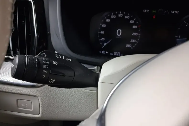 Volvo XC60 din 2021 cu 23.496 km - oferta VOL201224 - foto 19