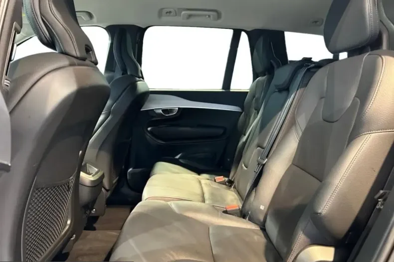 Volvo XC90 din 2023 cu 58.300 km - oferta VOL201229 - foto 7