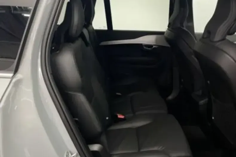 Volvo XC90 din 2024 cu 33.732 km - oferta VOL201230 - foto 9