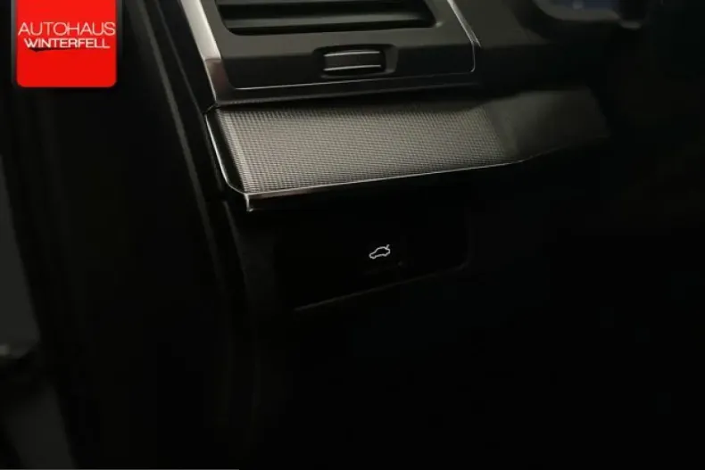 Volvo XC90 din 2024 cu 33.732 km - oferta VOL201230 - foto 28