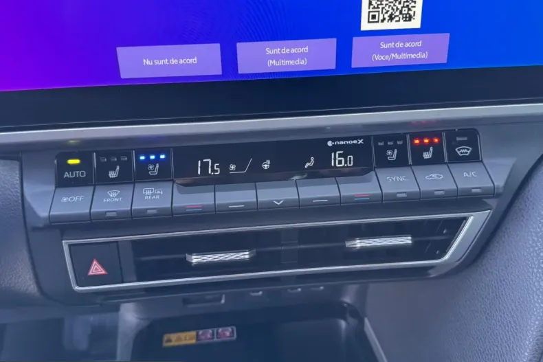 Toyota Camry din 2024 cu 14.890 km - oferta TOY201231 - foto 22