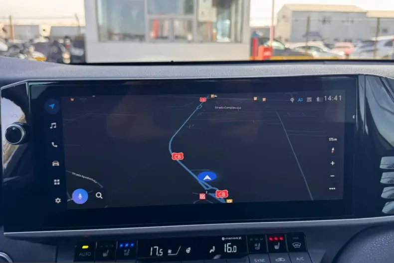 Toyota Camry din 2024 cu 14.890 km - oferta TOY201231 - foto 23