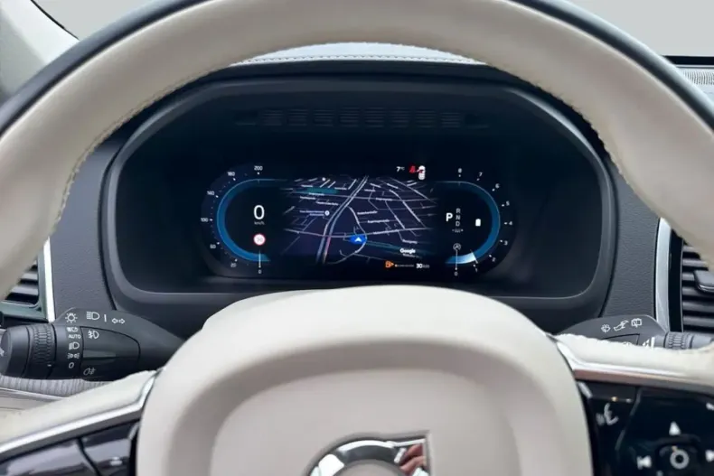 Volvo XC90 din 2023 cu 24.100 km - oferta VOL201234 - foto 12