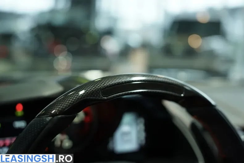 Ferrari 812 din 2023 cu 9.900 km - oferta FER201235 - foto 44