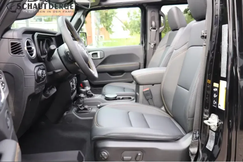 Jeep Wrangler din 2024 cu 5 km - oferta JEE201238 - foto 6