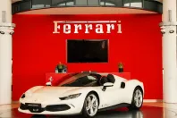 Ferrari 296 GTS din 2025 cu 5.222 km - oferta FER201239 - foto 1
