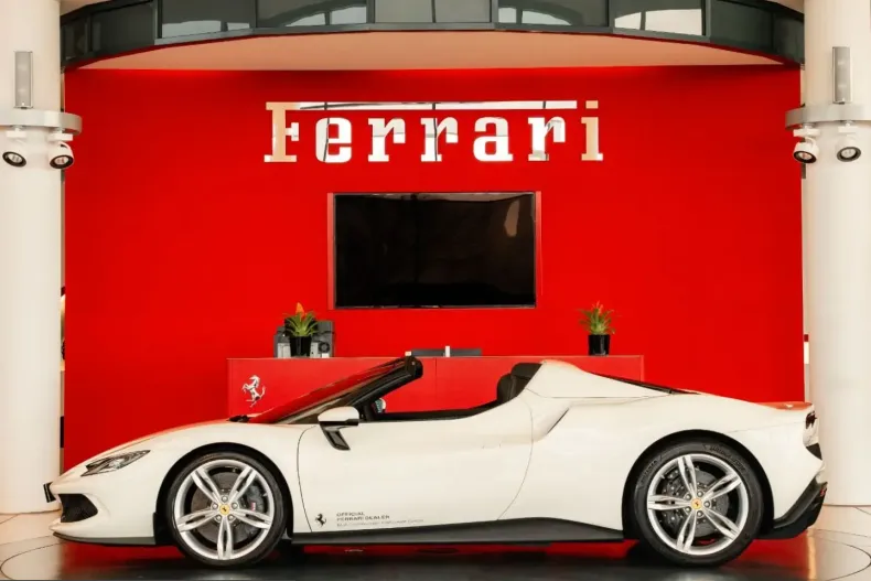 Ferrari 296 GTS din 2025 cu 5.222 km - oferta FER201239 - foto 2