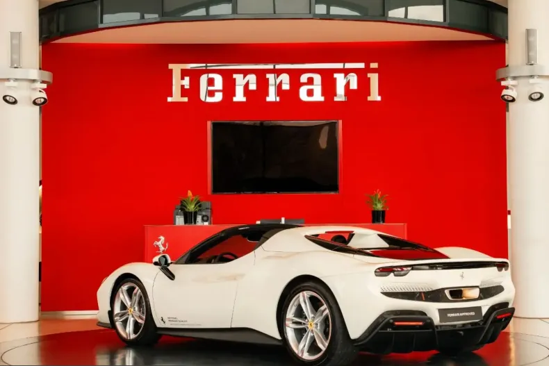 Ferrari 296 GTS din 2025 cu 5.222 km - oferta FER201239 - foto 3