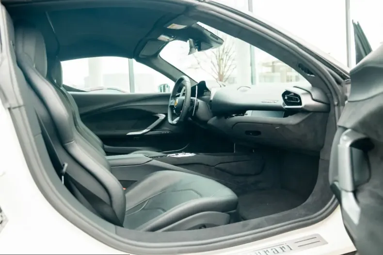 Ferrari 296 GTS din 2025 cu 5.222 km - oferta FER201239 - foto 28