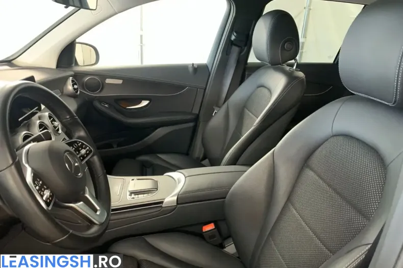 Mercedes-Benz GLC 300 (Clasa GLC) din 2021 cu 45.000 km - oferta MER201240 - foto 11