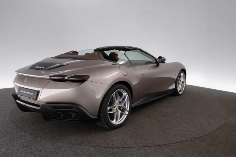 Ferrari Roma din 2024 cu 6.000 km - oferta FER201241 - foto 7