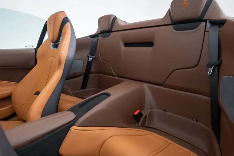 Ferrari Roma din 2024 cu 6.000 km - oferta FER201241 - foto 20