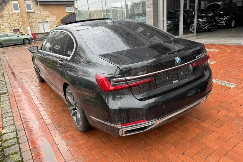 BMW 750 (Seria 7) din 2022 cu 72.000 km - oferta BMW201242 - foto 6