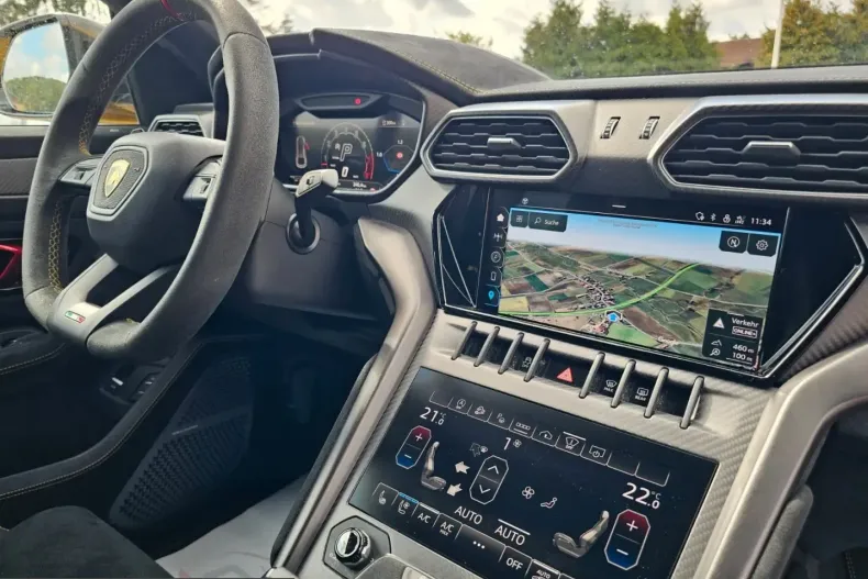 Lamborghini Urus din 2023 cu 27.207 km - oferta LAM201243 - foto 18