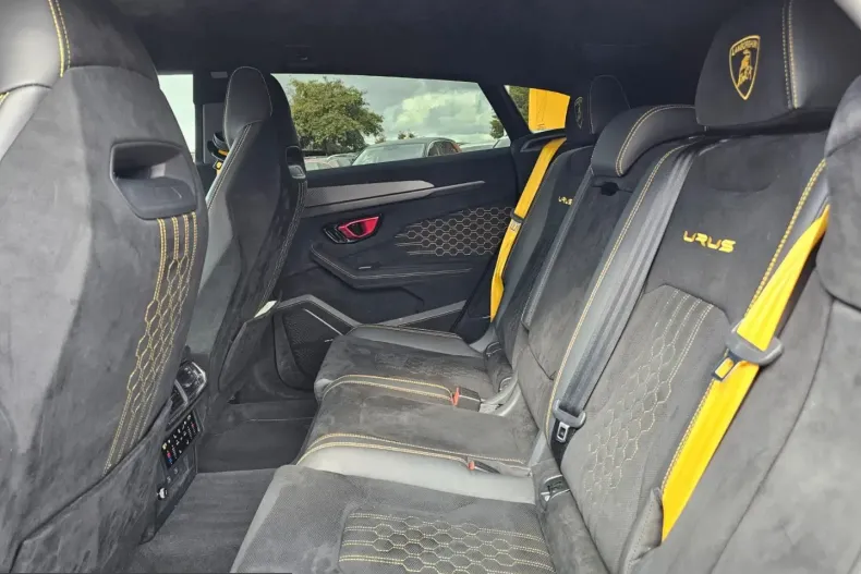 Lamborghini Urus din 2023 cu 27.207 km - oferta LAM201243 - foto 22