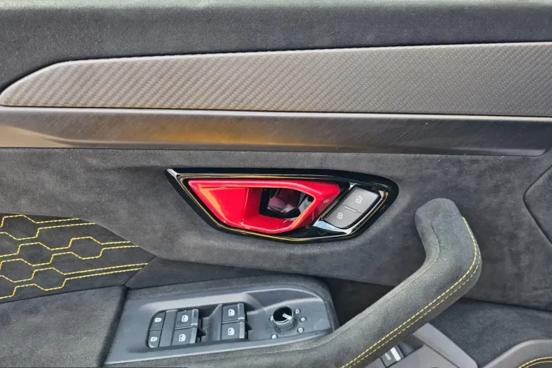 Lamborghini Urus din 2023 cu 27.207 km - oferta LAM201243 - foto 23