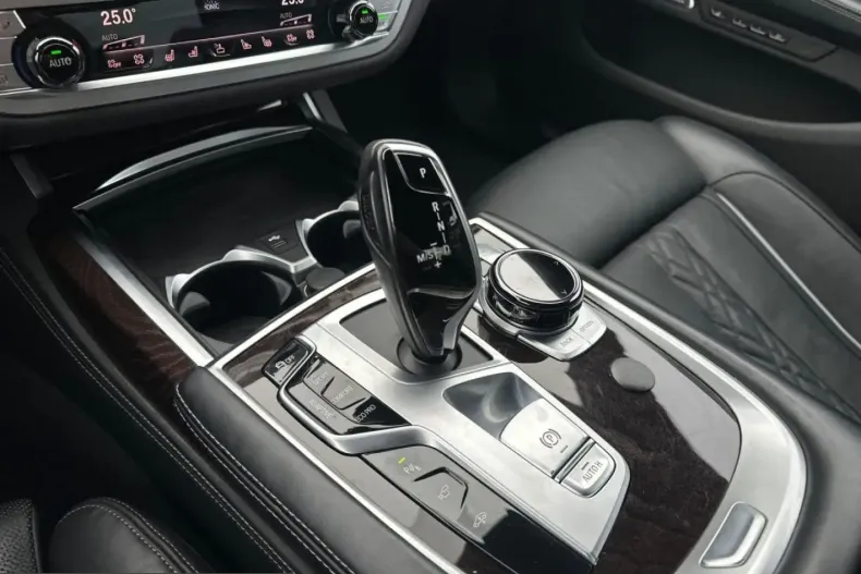 BMW 740 (Seria 7) din 2022 cu 92.187 km - oferta BMW201244 - foto 9