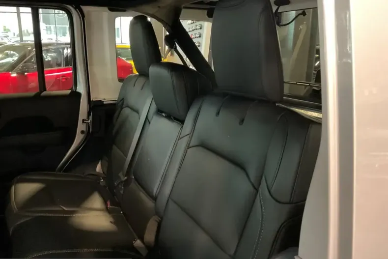 Jeep Wrangler din 2024 cu 5 km - oferta JEE201251 - foto 5