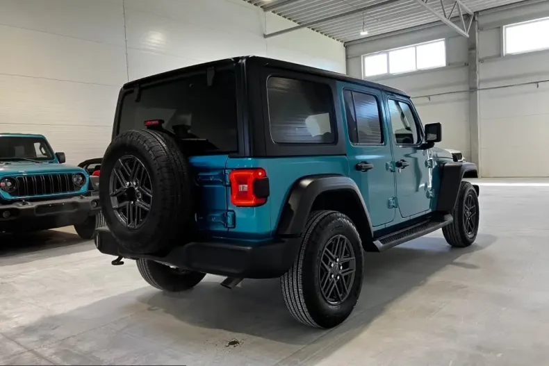Jeep Wrangler din 2024 cu 4.300 km - oferta JEE201257 - foto 9