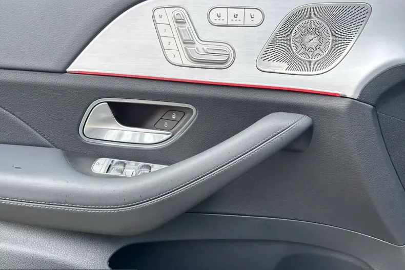 Mercedes-Benz GLE 450 (Clasa GLE) din 2025 cu 22.376 km - oferta MER201259 - foto 14