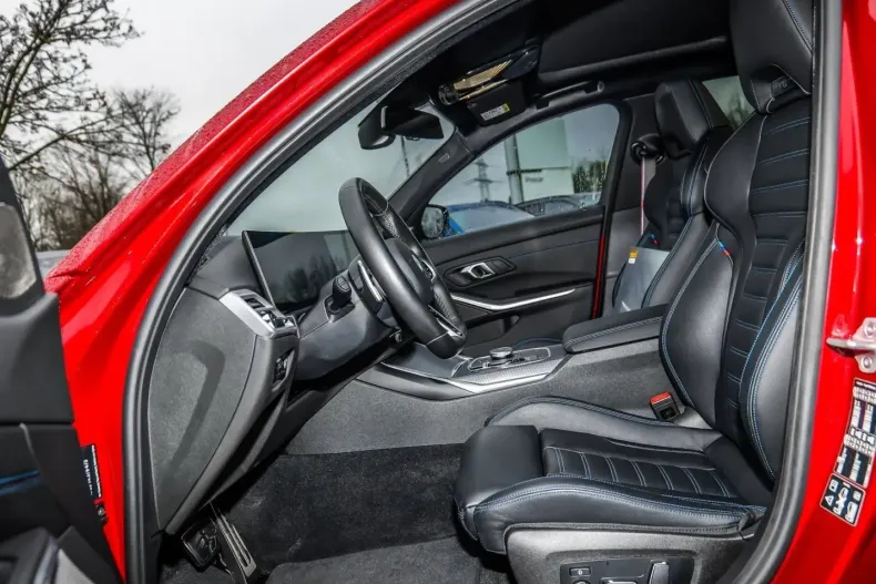 BMW 330 (Seria 3) din 2025 cu 8.479 km - oferta BMW201264 - foto 9