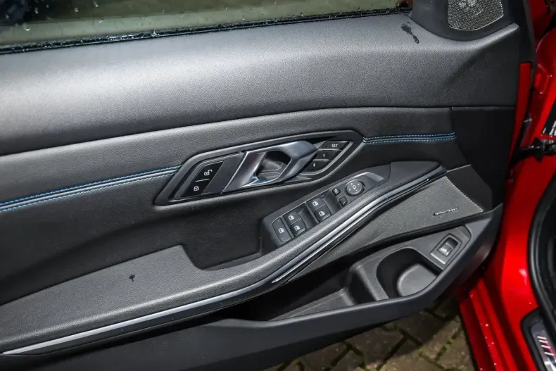 BMW 330 (Seria 3) din 2025 cu 8.479 km - oferta BMW201264 - foto 18